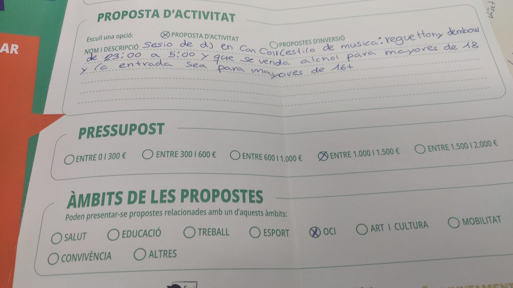 Media picture: Sessió de DJ de reggaton i dembow a Can Coll